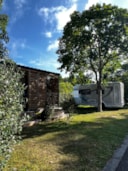 Emplacement Avec Sanitaires Invidivuels. Emplacement Avec Sanitaires Invidivuels.