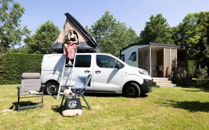 Emplacement Avec Sanitaires Invidivuels.