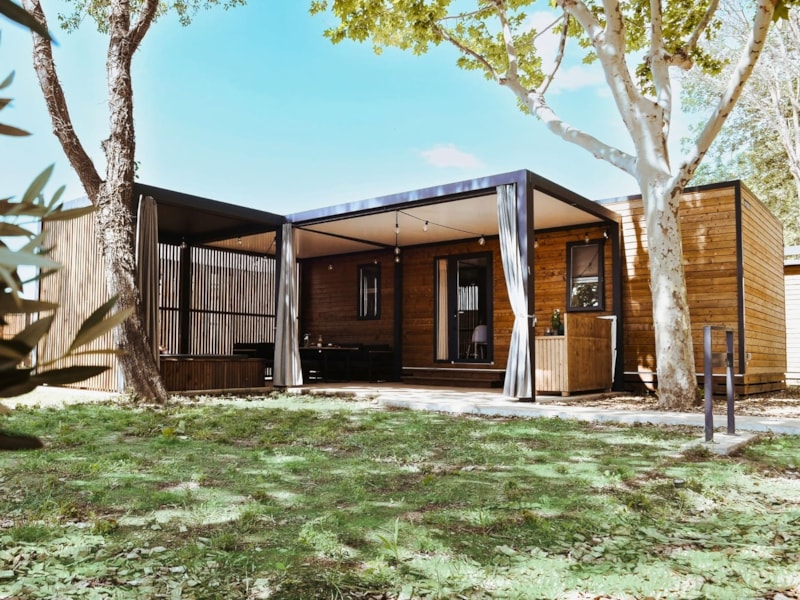 TERRACOTTA SUITE, luxuriöses Mobilheim 2 zimmer + 2 badezimmer (2 Erwachsene + 2 Kinder)