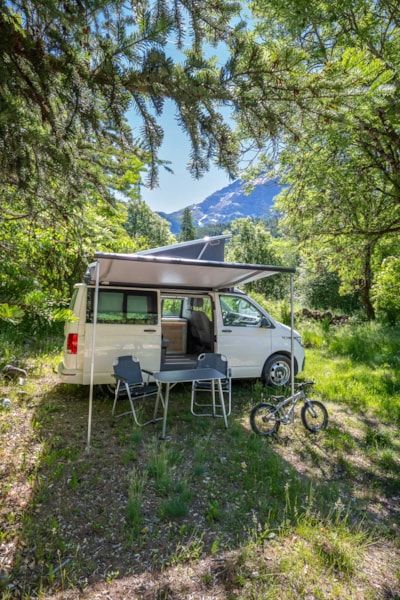 Package for 2 people + tent pitch + car/van (converted vehicle)