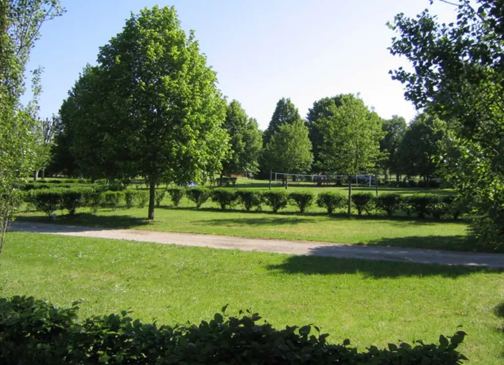 Camping Onlycamp Veuzain-sur-Loire  - image n°1 - MyCamping