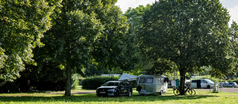 Camping Onlycamp Les Bords de Lyonne  