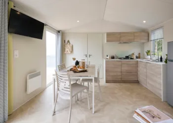 Mietunterkunft - Cottage Toscane Premium - Fußgangerzone / S - Camping Club MS Le Littoral