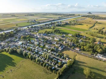 Camping Homair - Les Pommiers Du Mont Saint Michel - Ucamping