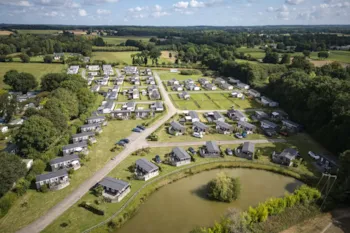 Camping Homair - Domaine Du Logis - Ucamping