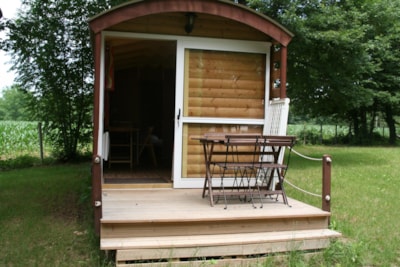 Gipsycar Standard 20m² (1 bedroom) without private facilities