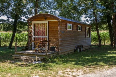 Gipsycar Standard 20m² (1 bedroom) without private facilities