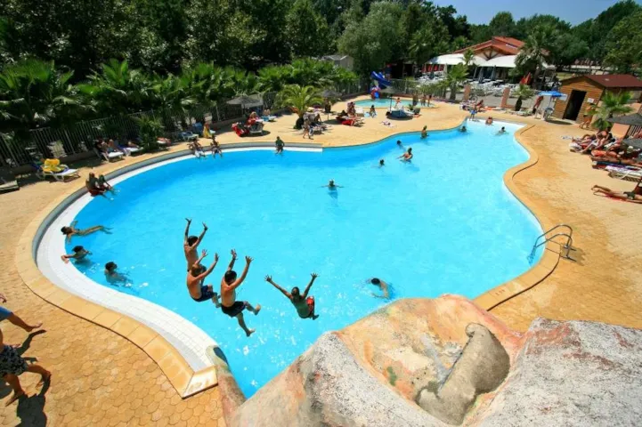 Capfun - Paris Roussillon - image n°1 - Camping Direct
