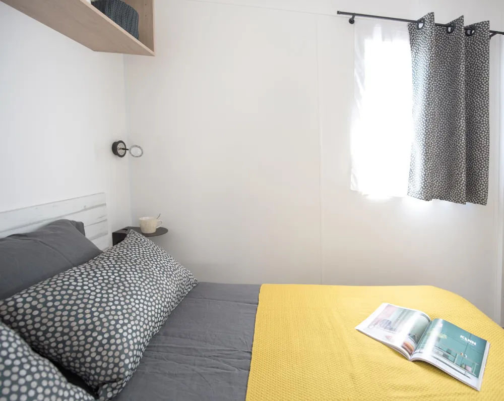 Mobilheim Confort Ur 20m² - 1 Zimmer+ Klimaanlage + TV