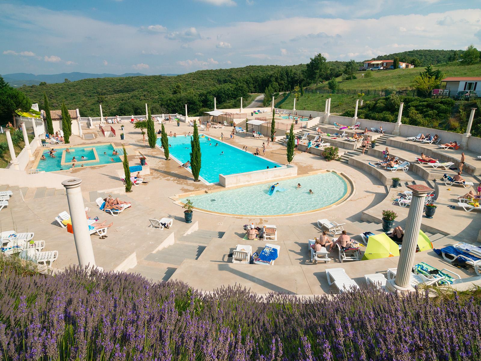 Baignade YELLOH! VILLAGE - DOMAINE D'ARNAUTEILLE - Montclar Baignade YELLOH! VILLAGE - DOMAINE D'ARNAUTEILLE - Montclar