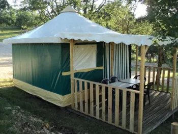 Huuraccommodatie(s) - Bungalowtent 16M² - Zonder Privé Sanitair - Camping Bellevue