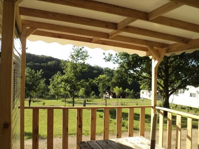 Mobil-Home Lot  Samedi / 2 Chambres Av Sanitaires 21M2 - Terrasse Couverte