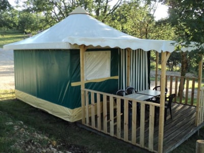 Canvas bungalow 16m² - without toilet blocks (from sunday to sunday)