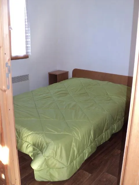 Grand Chalet Bois 35M² Lascaux Quercy Avec Sanitaires