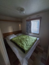 Location - Mobil-Home 2 Personnes Avec Sanitaires Samedi, 2 Places Terrasse Bois Couverte - Camping Bellevue Location - Mobil-Home 2 Personnes Avec Sanitaires Samedi, 2 Places Terrasse Bois Couverte - Camping Bellevue