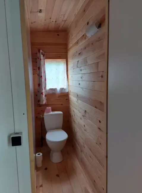 Chalet Bois 31M2 Rocamadour 3 Chambres 6 Pl Avec Sanitaires Du Dimanche Au Dim