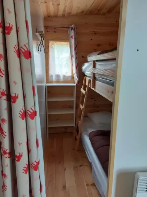 Chalet Bois 31M2 Rocamadour 3 Chambres 6 Pl Avec Sanitaires Du Dimanche Au Dim