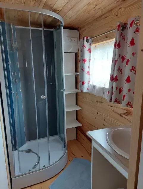 Chalet Bois 31M2 Rocamadour 3 Chambres 6 Pl Avec Sanitaires Du Dimanche Au Dim