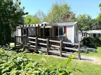 Mietunterkunft - Mobilheim Helios 2 Schlafzimmer 33M² + Terrasse + Tv - Camping La Grande Tortue