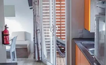 Mietunterkunft - Sunêlia Prestige Déclik 2 Zimmer 35M² - Tv - Camping Sunêlia Le Domaine de Champé