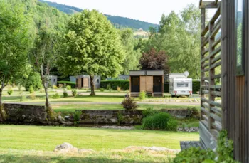 Stellplatz - Stellplatz Luxe Mit Eigenem Sanitärbereich - Camping Sunêlia Le Domaine de Champé