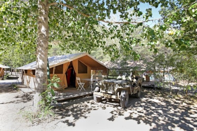 Classic IV Wood & Canvas tent — 2