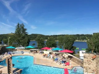  Camping Les Genêts Salles Curan Midi-Pyrénées France