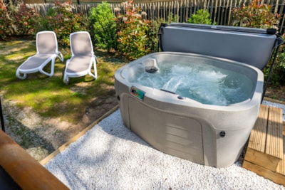 Nature Lodge - 2 Bedrooms - Spa (bed linen and towels included) — 2