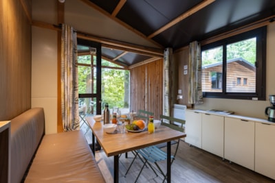 Chalet Evasion — 10