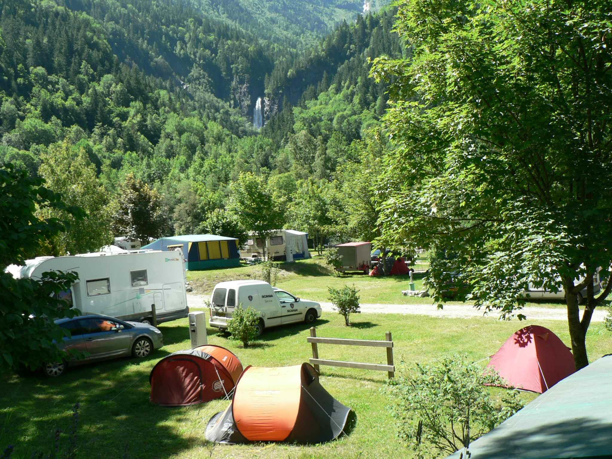 Emplacement - Emplacement + Tente, Caravane Ou Camping-Car - Camping Le Champ du Moulin