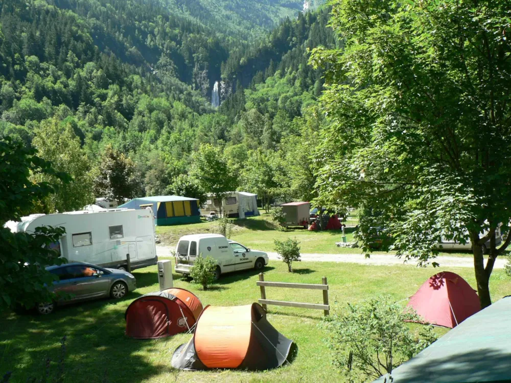 Standplaats + tent, caravan of camper