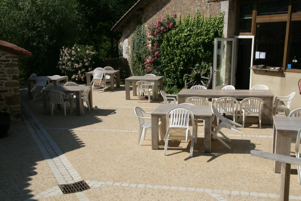 Centre de Vacances Naturiste le Colombier