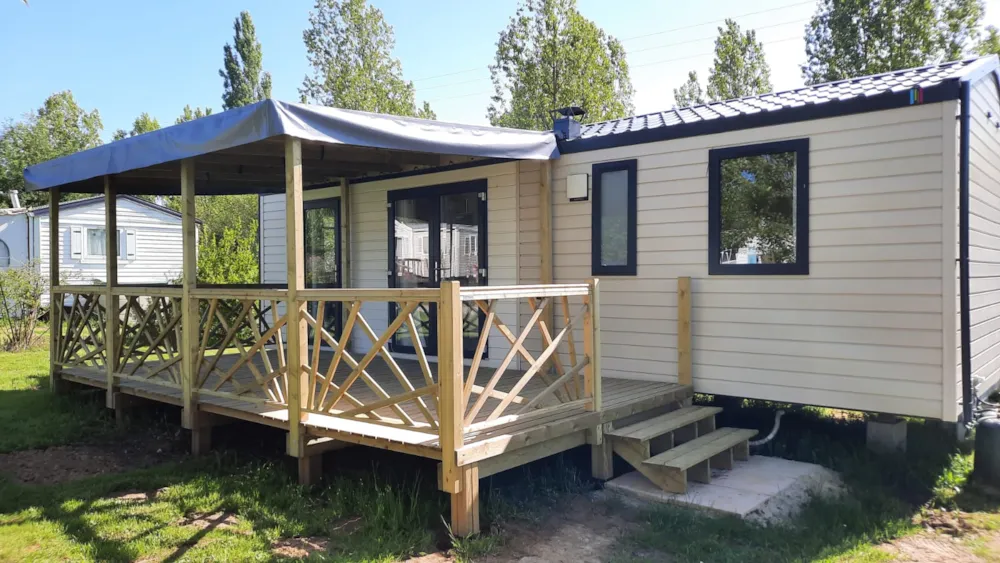 Mietunterkunft - Mobilheim Privilège Vouvant - 3 Schlafzimmer - Centre de Vacances Naturiste le Colombier