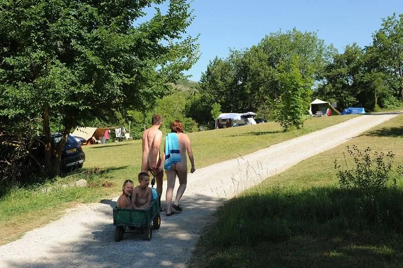 Camping naturiste Les Lauzons - image n°7 - Camping Direct