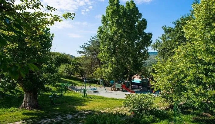 Emplacement Privilège (Vue Dégagée, Eau/Électricité À Proximité)