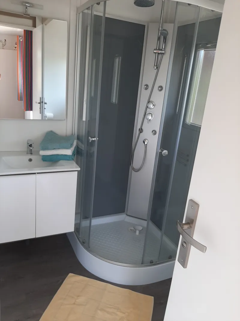 Chalet Club 33M² (2 Chambres) Dont Terrasse Semi-Couverte