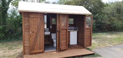 Pitch luxe with private sanitary — 2