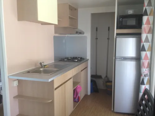Location - Premium M.Home 4 Pers. 32M2, 2 Chambres, Salle De Bains, Wc, Grande Terrasse, Climatisation - image n°3 - Camping Le Rhône