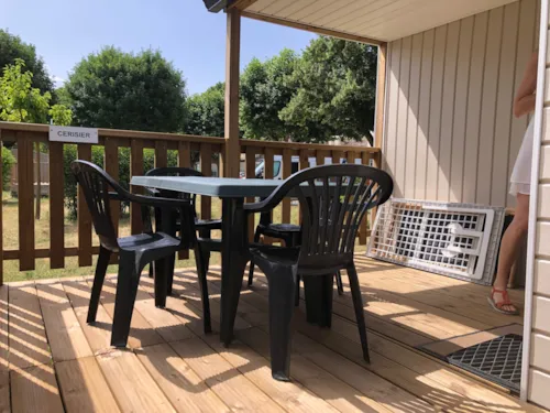 Location - Mobilhome 3/4 Pers. 29 M², 2 Chambres, Salle De Bain, Wc, Avec Terrasse Et Climatisation - image n°1 - Camping Le Rhône