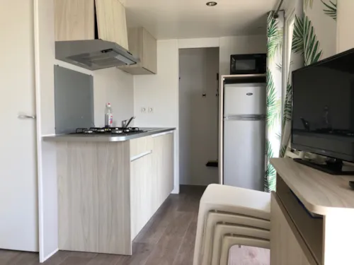 Location - Premium M.Home 4 Pers. 32M2, 2 Chambres, Salle De Bains, Wc, Grande Terrasse, Climatisation - image n°9 - Camping Le Rhône