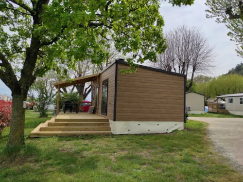 Huuraccommodatie(s) - Premium Luxe View Rhone M.Home 4 Pers. 32 M2, 2 Bedrooms, Bathroom, Wc, Large Terrace, Air Conditi - image n°2 - Camping Le Rhône