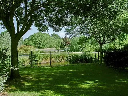 Emplacement De Camping (Hors Electricité)