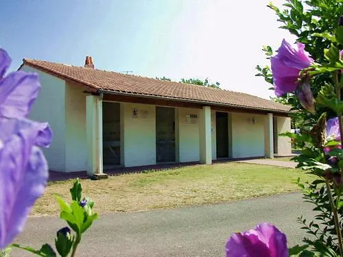 Emplacement De Camping (Hors Electricité)