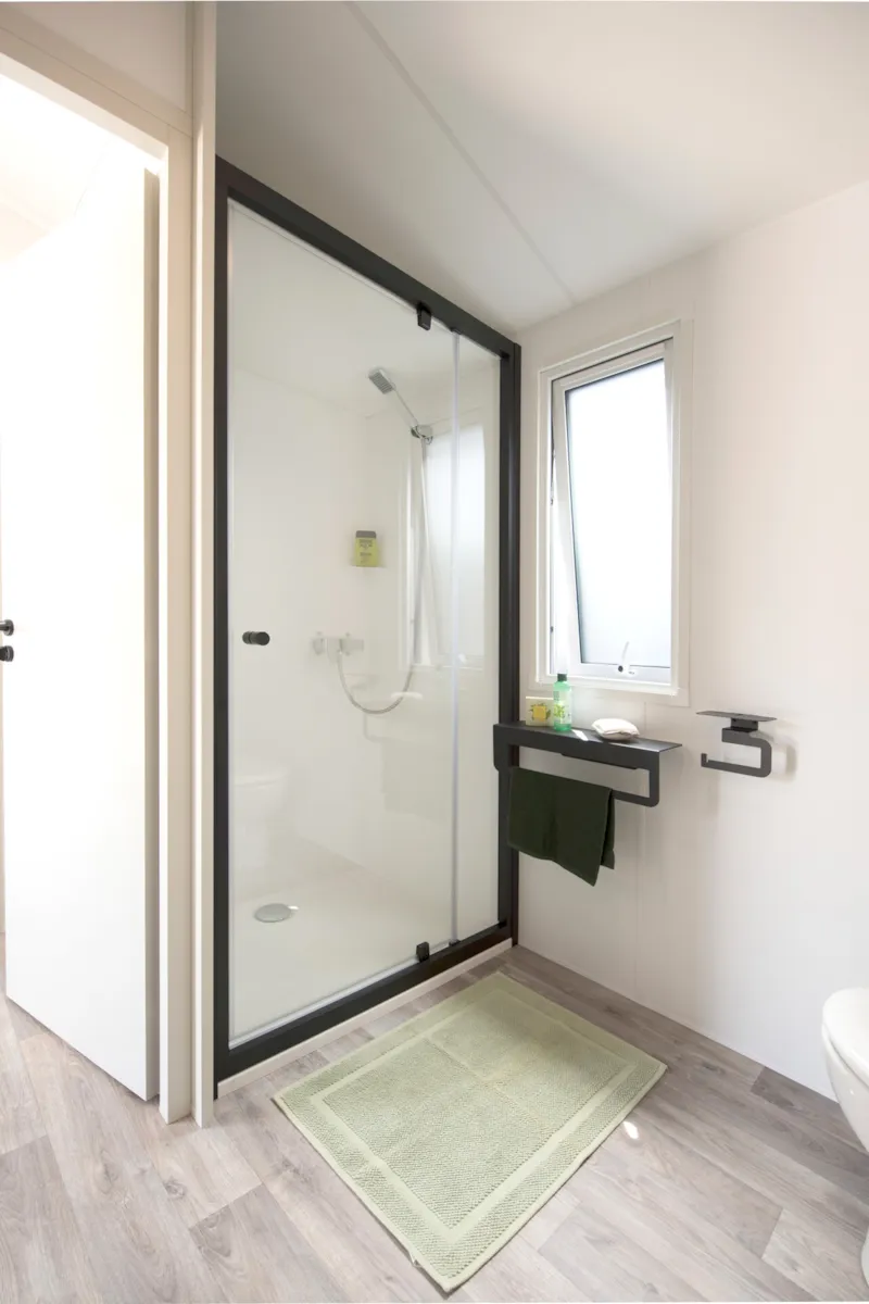 Thea À La Nuitée Basse Saison