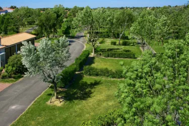 Camping Le Val Vert - image n°2 - Camping Direct