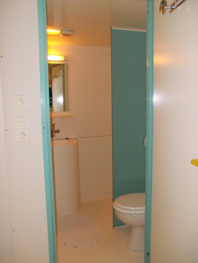 Bungalow Tent Trigano PAGAN with bathroom facilities