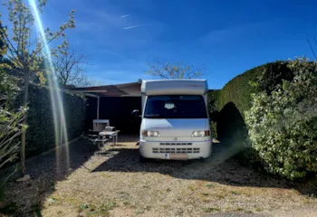 Stellplatz - Sonnenstellplatz Für Zelt Oder Van, Max. 5,5 M - Camping MARIUS