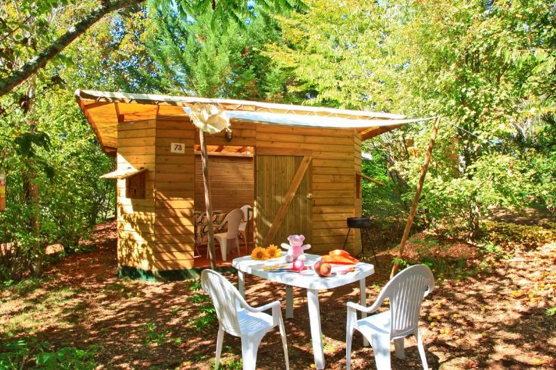 Location - Cabane Ti Case 17 M² + Terrasse 9 M² - Camping AU P'TIT BONHEUR