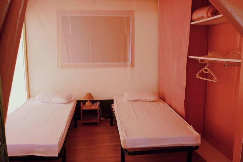 Tente Toilée 2 Chambres 25 M² - Sans Sanitaire - (4 Modèles Sur Le Camping)