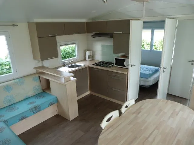 M4 Mobil-Home 3 Chambres + Terrasse Couverte 14M² (1Modèle Sur Le Camping)